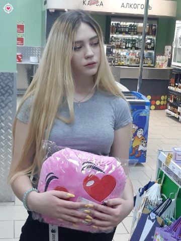 Юна